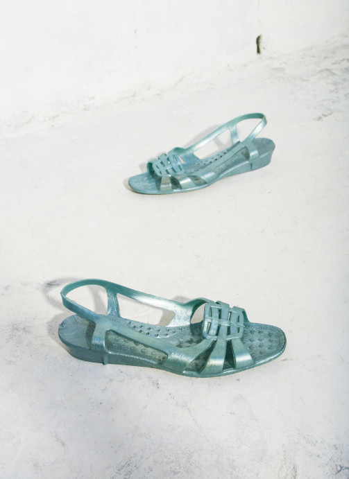 jelly sandals from the 80's