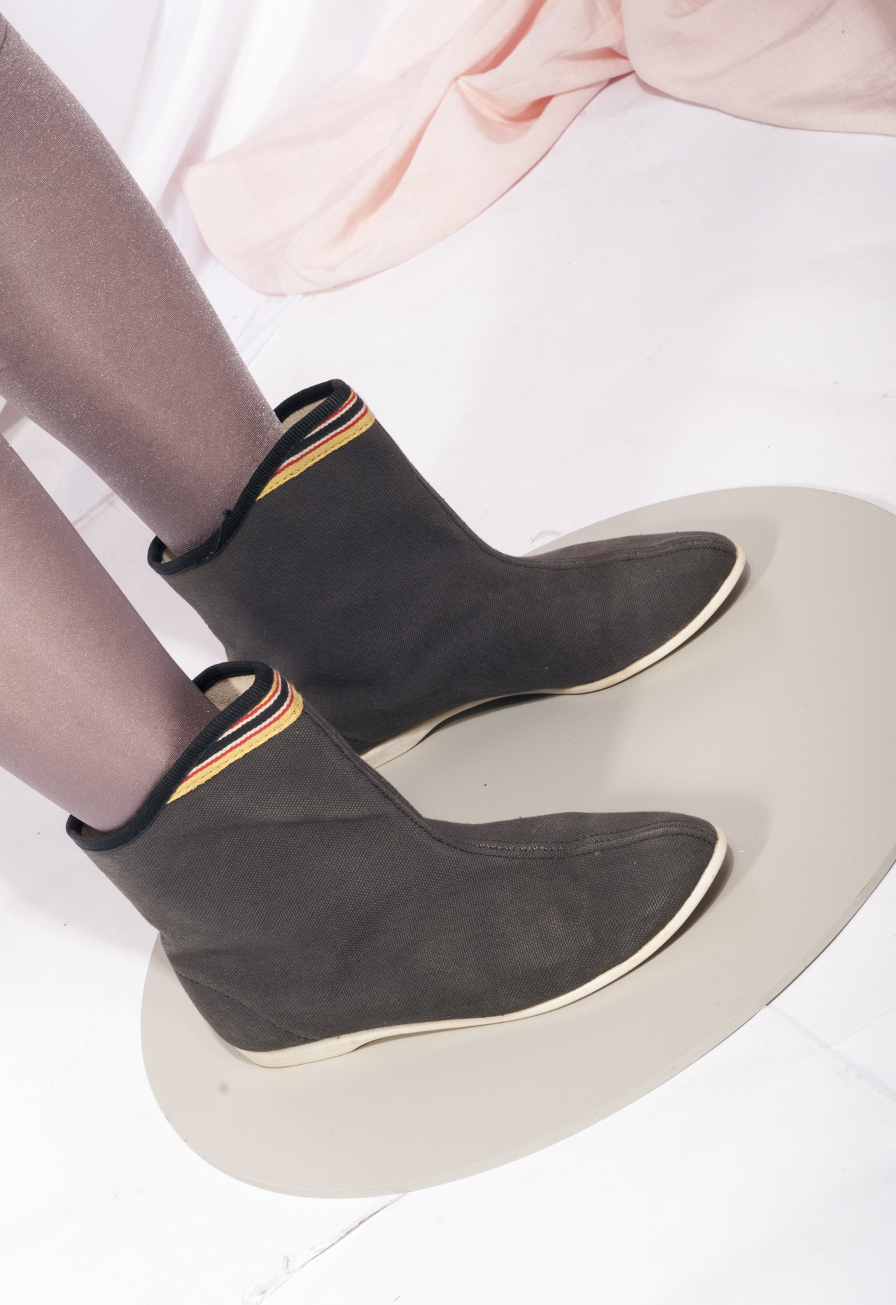 retro ankle boot