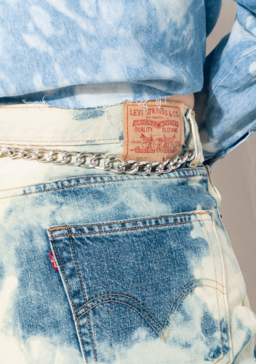 Levis bleached best sale jeans