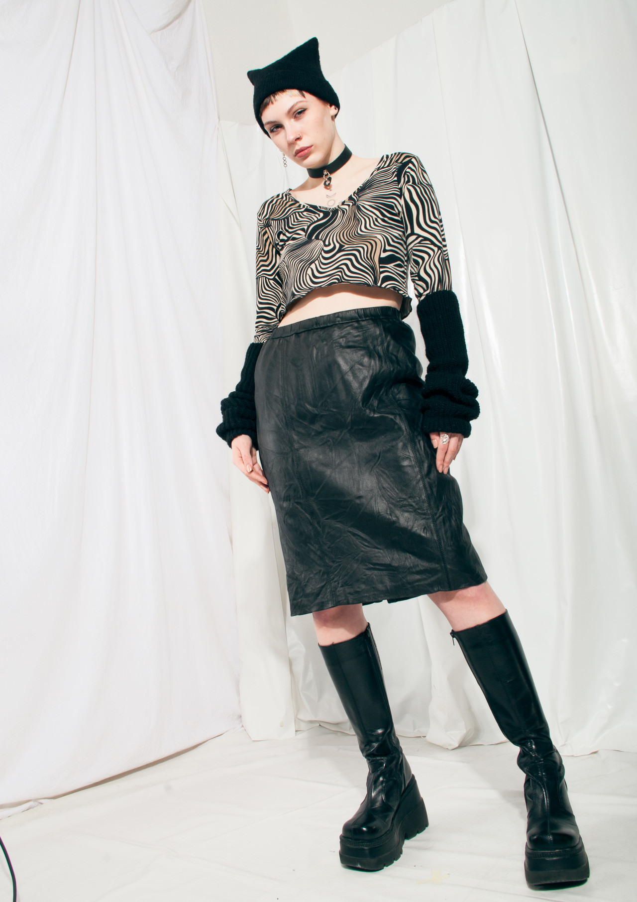 Vintage Leather Skirt 80s Pencil Midi in Black – Pop Sick Vintage