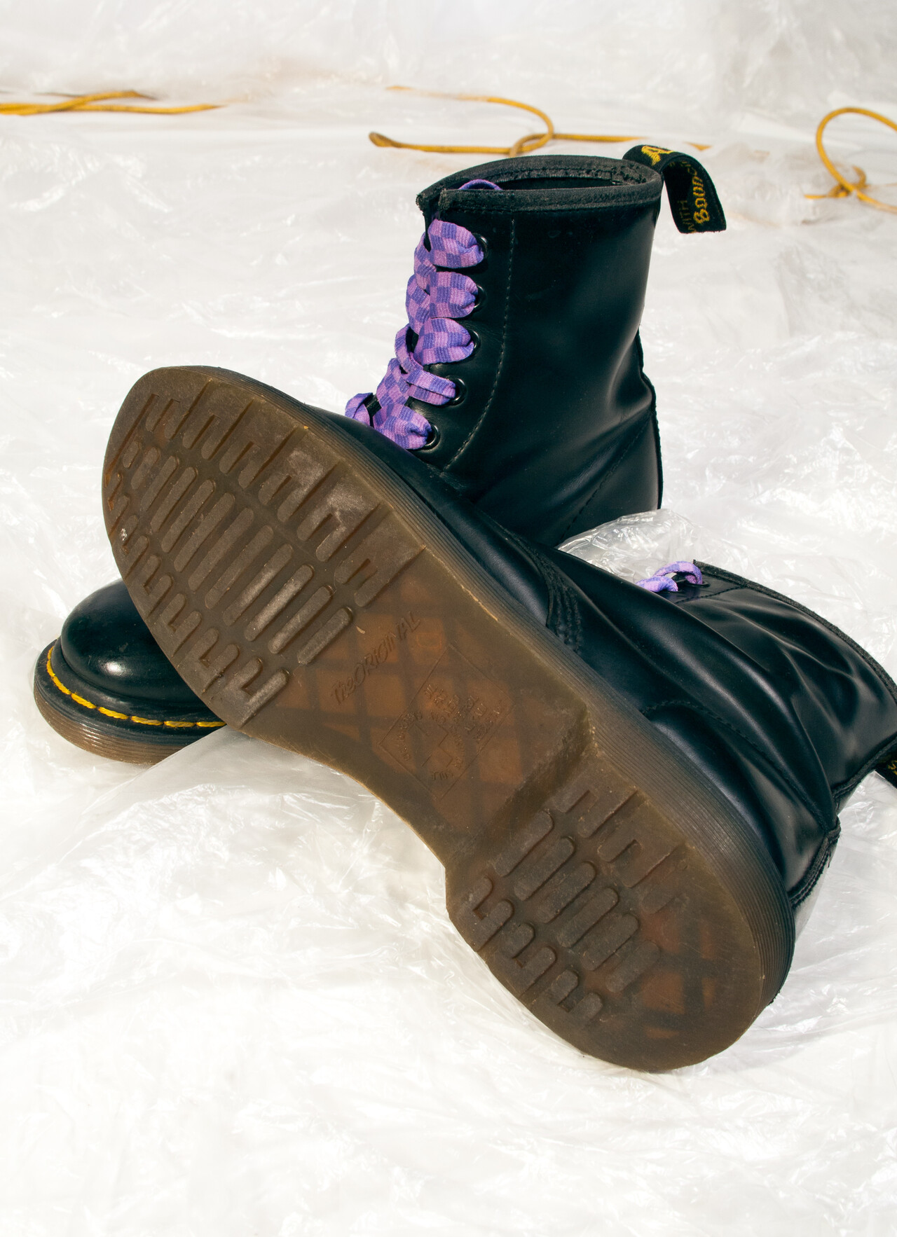 90s dr martens hot sale boots
