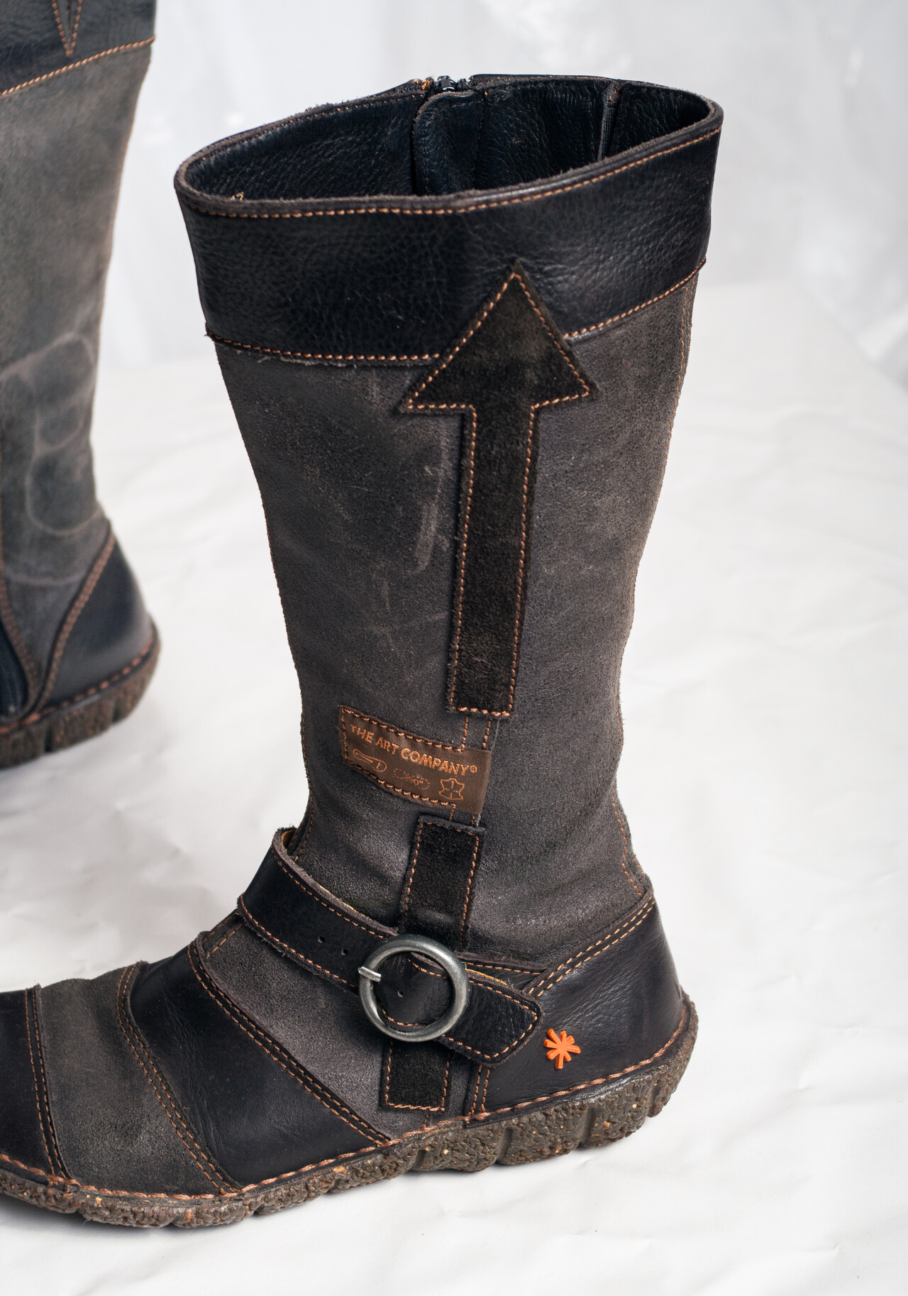 Vintage Y2K The Art Company Box Boots in Brown Leather – Pop Vintage Y2K The Art Company Box Boots in Brown Leather – Pop