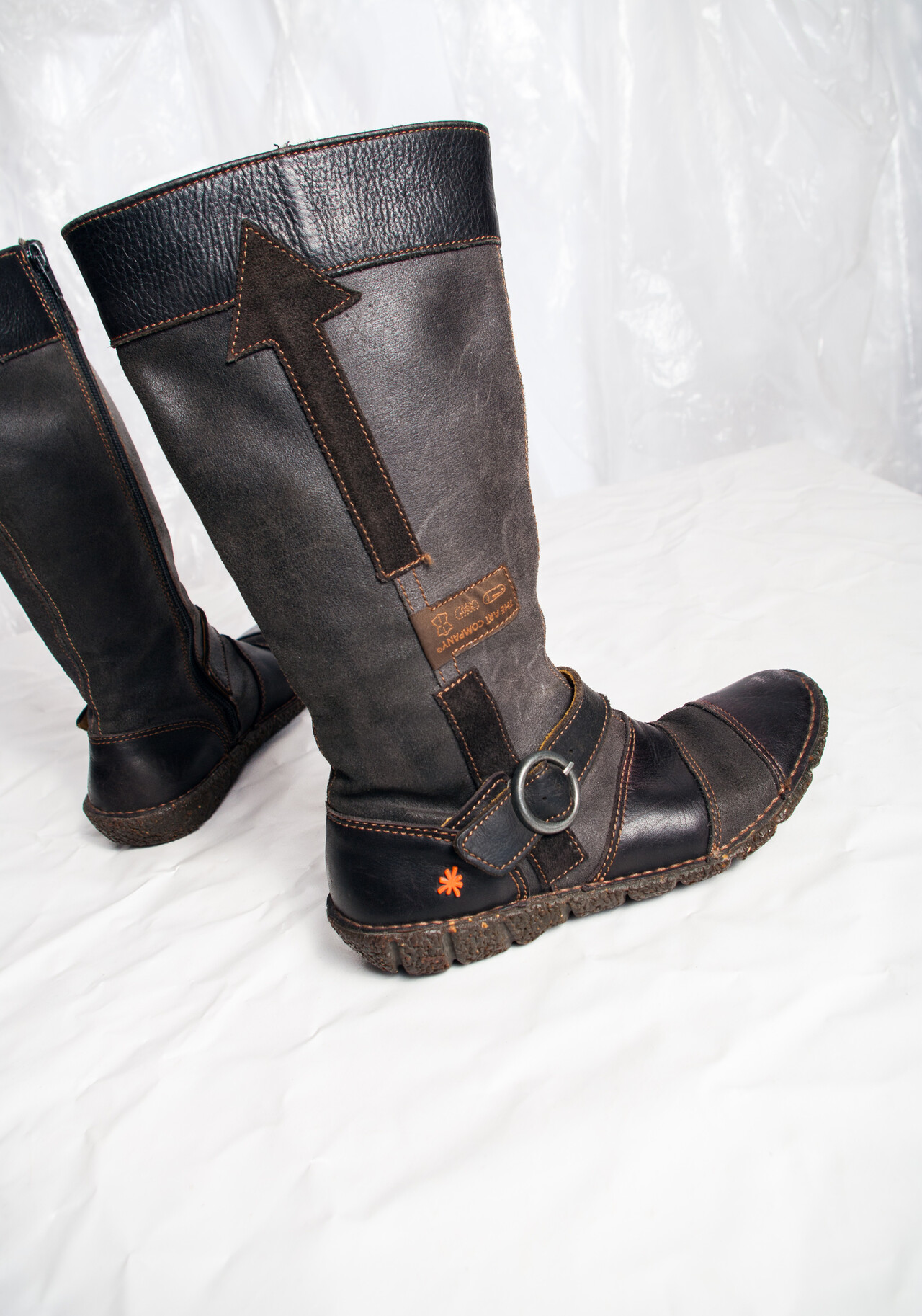 Vintage Y2K The Art Company Box Boots in Brown Leather – Pop Vintage Y2K The Art Company Box Boots in Brown Leather – Pop
