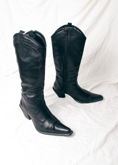 Vintage Y2K Leather Cowboy Boots in Black