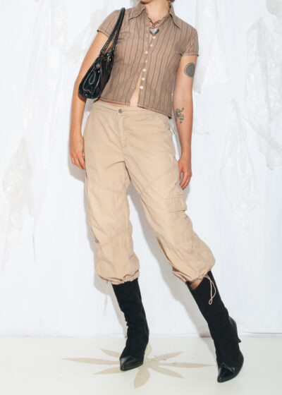 Vintage Y2K Cargo Capri Trousers in Beige w Bows