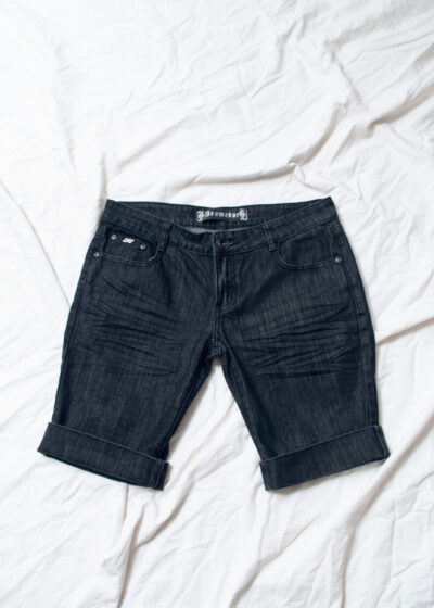 Vintage Y2K Capri Jeans in Black