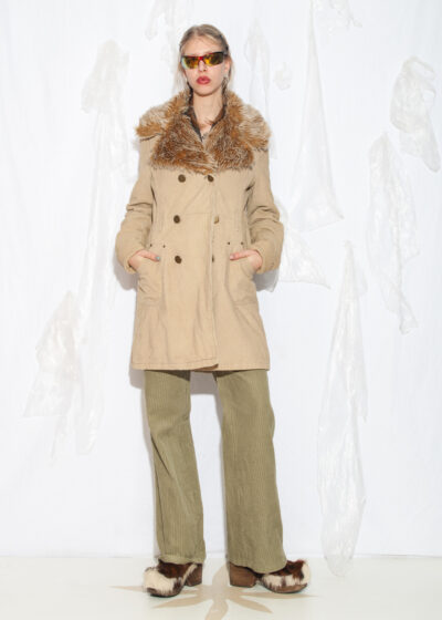 Vintage Y2K Shaggy Fur Collar Coat in Beige