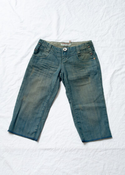Reworked Vintage Y2K Mud Wash Capri Jeans in Green