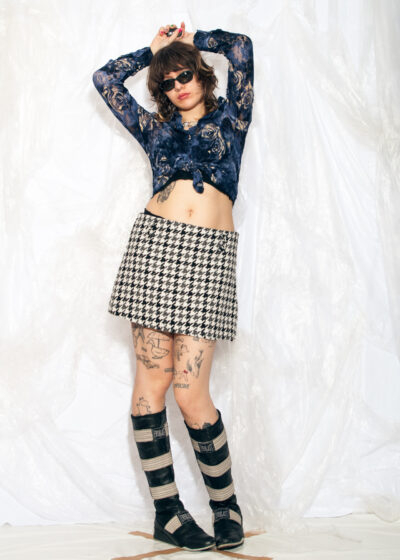 Vintage Y2K Preppy Mini Skirt in White and Black Houndstooth