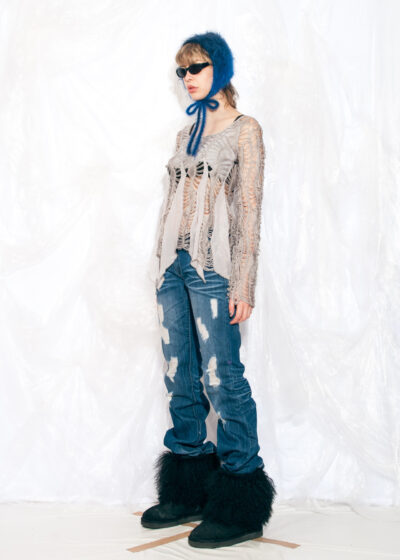 Vintage Y2K Flare Jeans in Blue Distressed