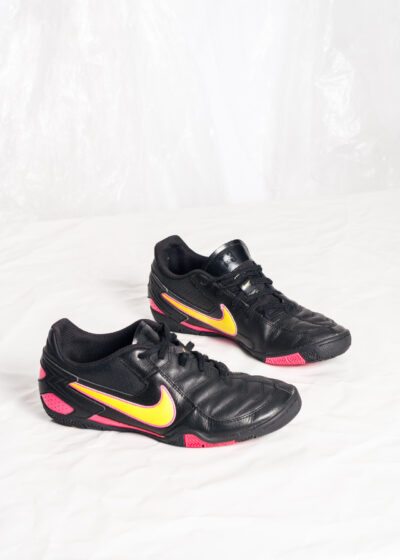 Vintage Y2K Nike Football Trainers in Black