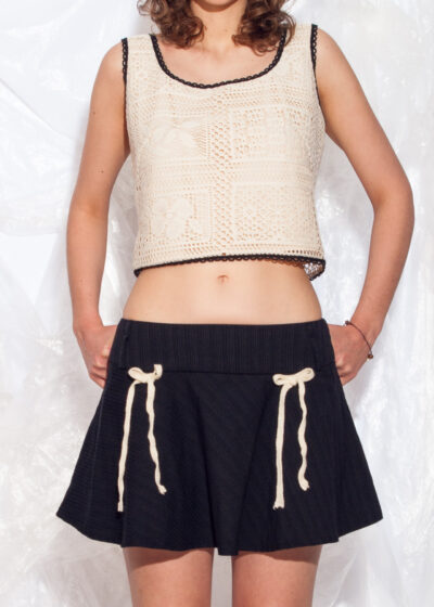 Vintage 90s Lace Top in Beige