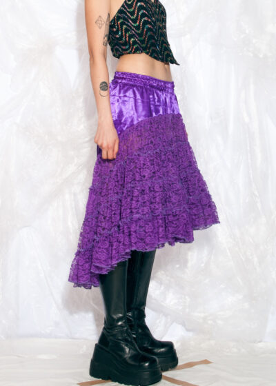 Vintage Y2K Asymmetric Midi Skirt in Purple Lace