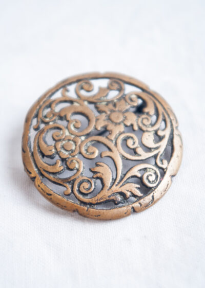 Antique 1910s Art Nouveau Brooch in Bronze