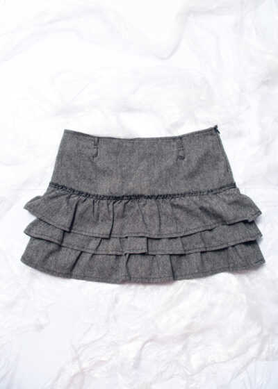 Vintage Y2K Frilly Mini Skirt in Grey