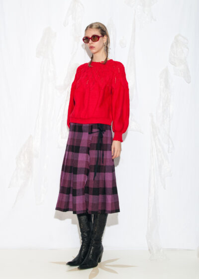 Vintage 80s Hand-Knit Jumper in Red