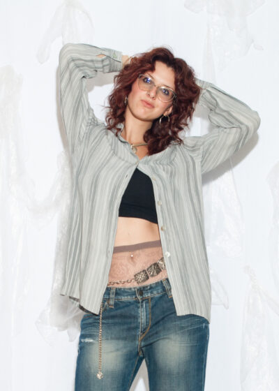 Vintage 90s Shell Button Shirt in Grey