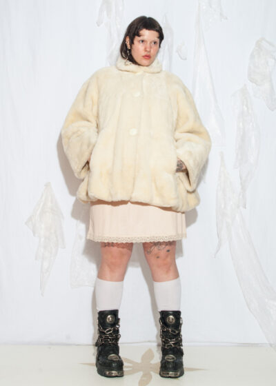 Vintage 80s Oversized Faux Fur Coat in Beige