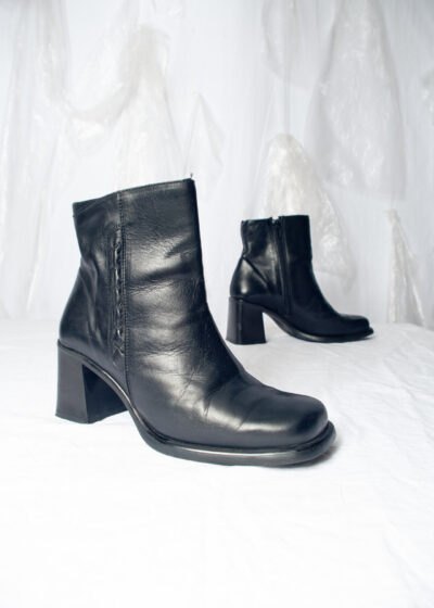 Vintage Y2K Leather Ankle Boots in Black