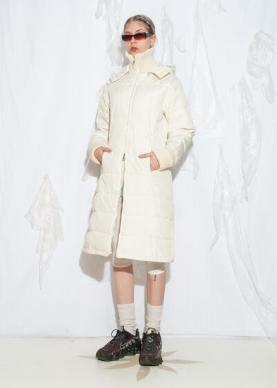Vintage Y2K Puffer Coat in Beige