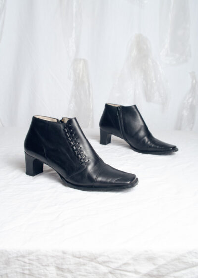 Vintage 90s Black Pointed Toe Ankle Boots